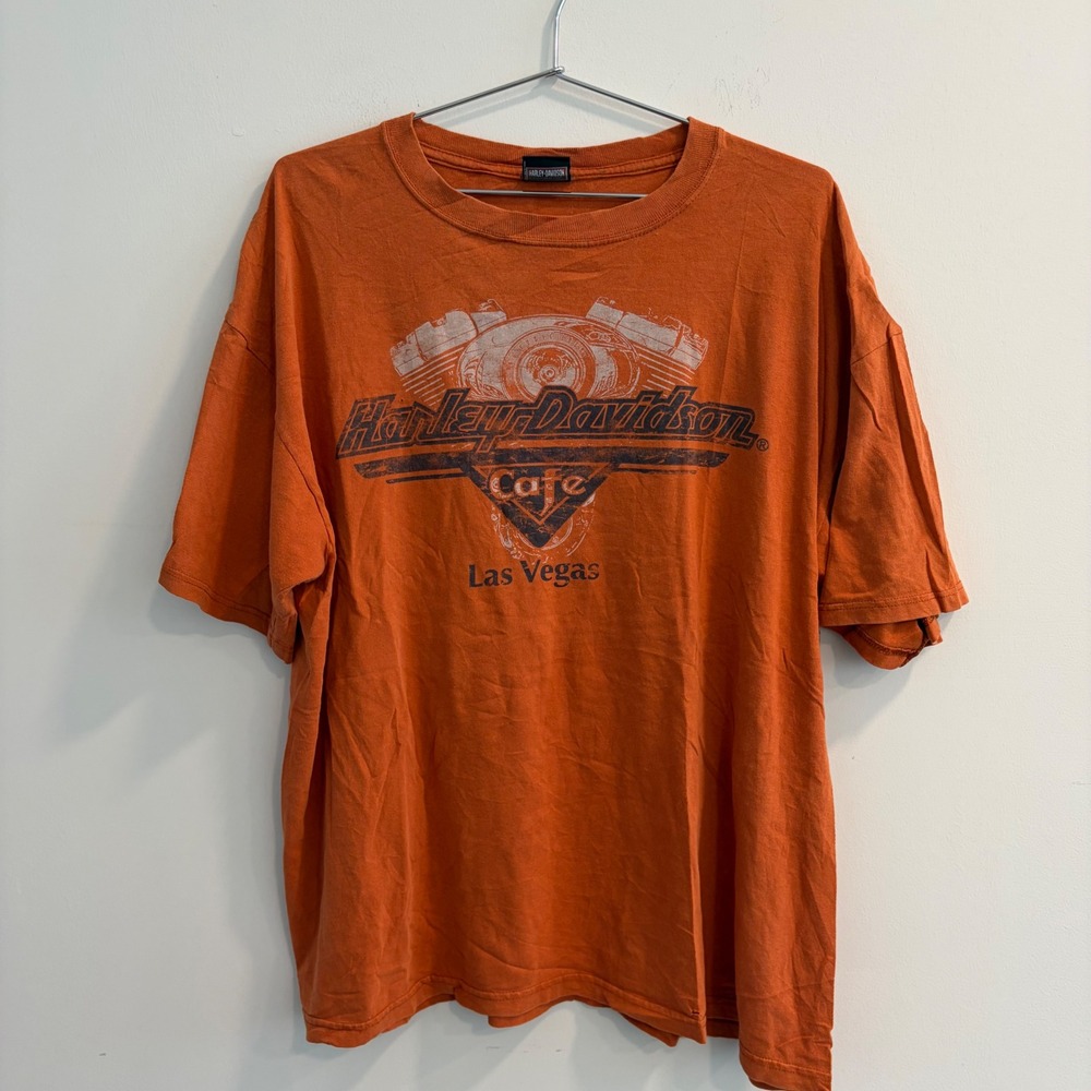 Vintage Harley Davidson Cafe Las Vegas T Shirt Mens Orange Distressed Graphic XL